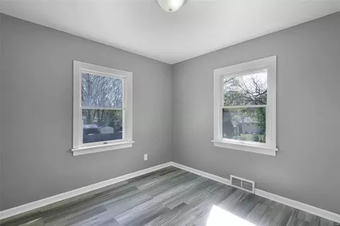 Other - 180 Bascom Dr, Saint Louis, MO 63135 photo 1 of 3