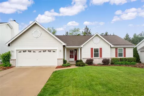 132 Keystone Crossing Dr, O'fallon, MO 63368