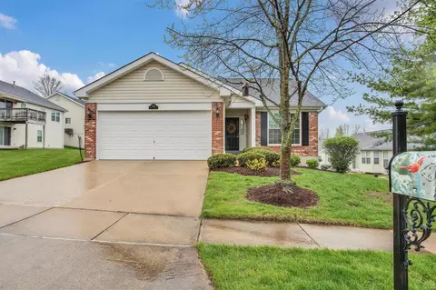 4846 Mccorry Dr, Saint Louis, MO 63123