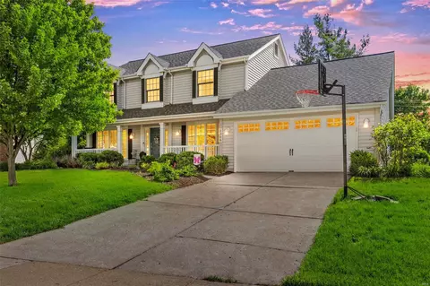 2308 Coventry Farm Ct, Chesterfield, MO 63017