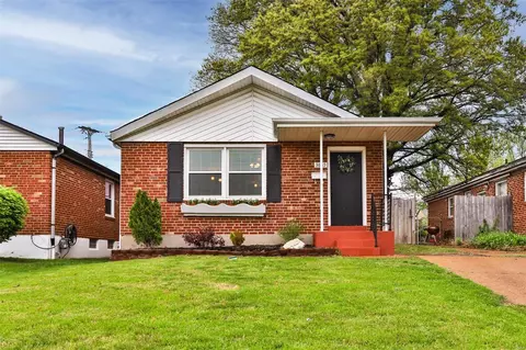 3885 Germania St, Saint Louis, MO 63116