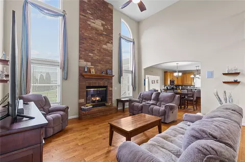 Living - 1441 Noyack Dr, O'fallon, MO 63366 photo 6 of 11
