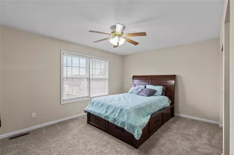 Bedroom - 1441 Noyack Dr, O'fallon, MO 63366 photo 3 of 5