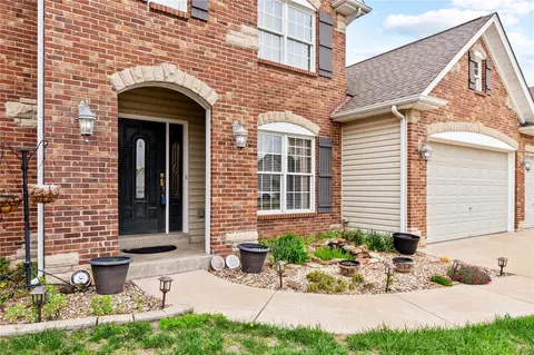 Exterior - 1441 Noyack Dr, O'fallon, MO 63366 photo 7 of 10