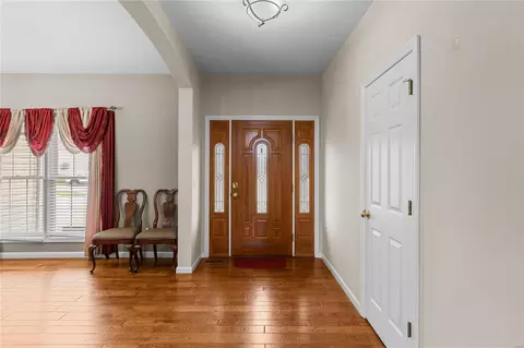 Entry Way - 1441 Noyack Dr, O'fallon, MO 63366 photo 1 of 3