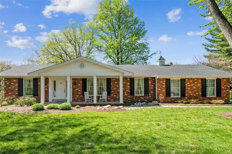 2540 Brush Creek Rd, Saint Louis, MO 63129