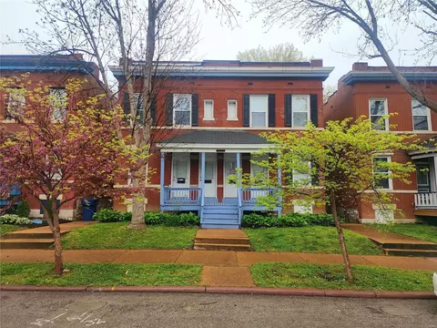 4261 Russell Blvd, Saint Louis, MO 63110