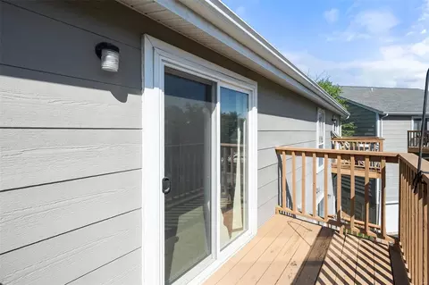 Exterior - 1323 Holgate Dr #D, Ballwin, MO 63021 photo 4 of 8