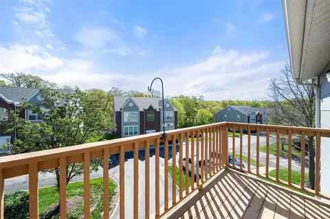 Exterior - 1323 Holgate Dr #D, Ballwin, MO 63021 photo 3 of 8