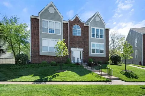 Exterior - 1323 Holgate Dr #D, Ballwin, MO 63021 photo 8 of 8