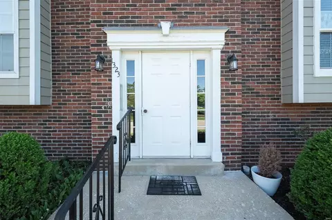 Entry Way - 1323 Holgate Dr #D, Ballwin, MO 63021 photo 1 of 1
