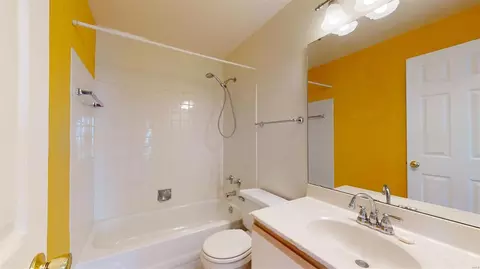 Bath - 1323 Holgate Dr #D, Ballwin, MO 63021 photo 1 of 3