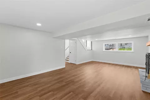 Living - 2633 Vortex Dr, Saint Louis, MO 63129 photo 2 of 3