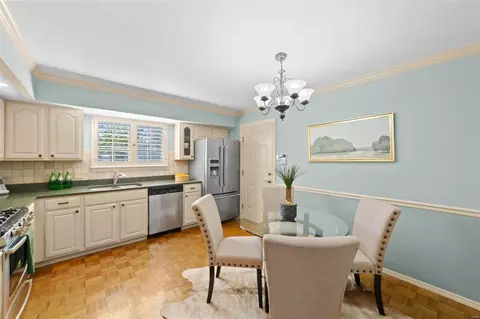 Dining - 15709 Eldon Ridge Dr, Chesterfield, MO 63017 photo 1 of 6