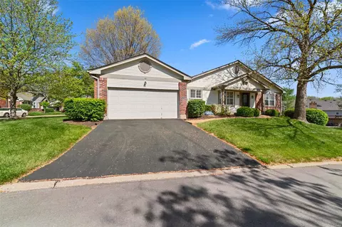 Exterior - 15709 Eldon Ridge Dr, Chesterfield, MO 63017 photo 2 of 6