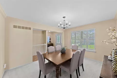 Dining - 15709 Eldon Ridge Dr, Chesterfield, MO 63017 photo 3 of 6