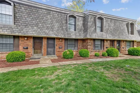 4259 Burnett Walk, Saint Louis, MO 63125