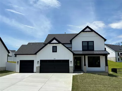 203 Copper Stone Ct, Wentzville, MO 63385
