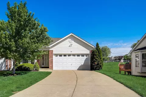 12 Twelve Oaks Ct #8D, Saint Peters, MO 63376