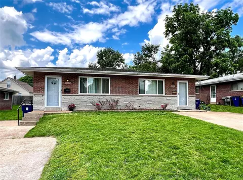 4063 Esseldale Dr, Saint Ann, MO 63074