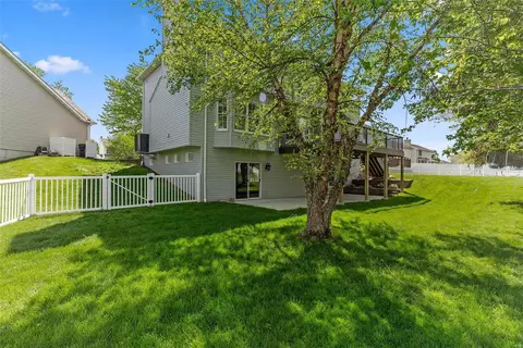 Exterior - 19 Dunleith Ct, O'fallon, MO 63366 photo 8 of 11