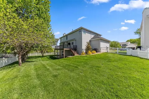 Exterior - 19 Dunleith Ct, O'fallon, MO 63366 photo 10 of 11