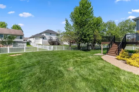 Exterior - 19 Dunleith Ct, O'fallon, MO 63366 photo 9 of 11