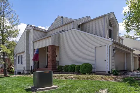 Exterior - 622 Highview Circle Dr, Ballwin, MO 63021 photo 9 of 13