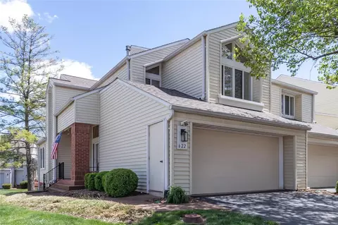 Exterior - 622 Highview Circle Dr, Ballwin, MO 63021 photo 8 of 13