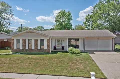 5141 Harthlodge, Oakville, MO 63129