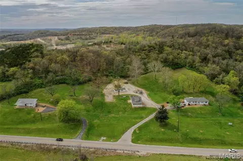 8703 Metropolitan Blvd, Pevely, MO 63070