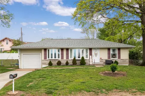 38 Buckley Meadows Dr, Saint Louis, MO 63125