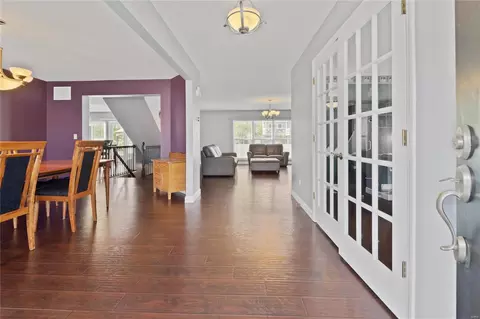 Entry Way - 6 Millers Ct, O'fallon, MO 63366 photo 1 of 2