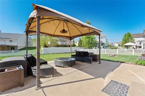Exterior - 6 Millers Ct, O'fallon, MO 63366 photo 2 of 10
