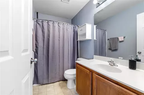 Bath - 6 Millers Ct, O'fallon, MO 63366 photo 2 of 5