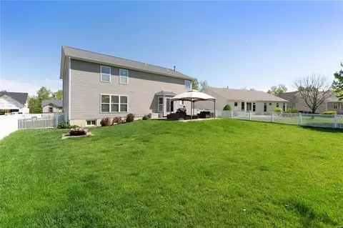 Exterior - 6 Millers Ct, O'fallon, MO 63366 photo 4 of 10