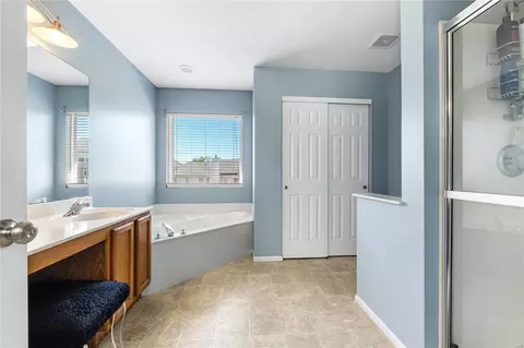 Bath - 6 Millers Ct, O'fallon, MO 63366 photo 3 of 5