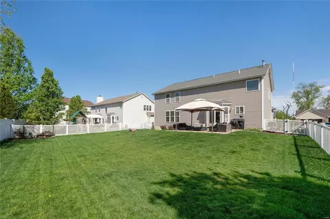 Exterior - 6 Millers Ct, O'fallon, MO 63366 photo 5 of 10