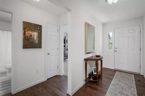 Entry Way - 125 Keystone Ridge Dr, O'fallon, MO 63366 photo 1 of 1