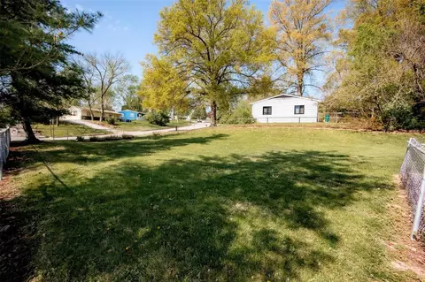 Exterior - 249 Ries Rd, Ballwin, MO 63021 photo 3 of 10