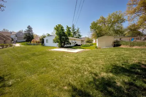 Exterior - 249 Ries Rd, Ballwin, MO 63021 photo 9 of 10