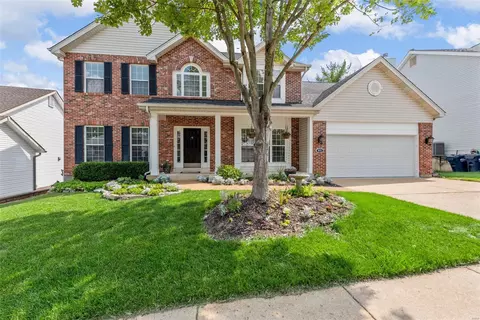 872 Legends View Dr, Eureka, MO 63025