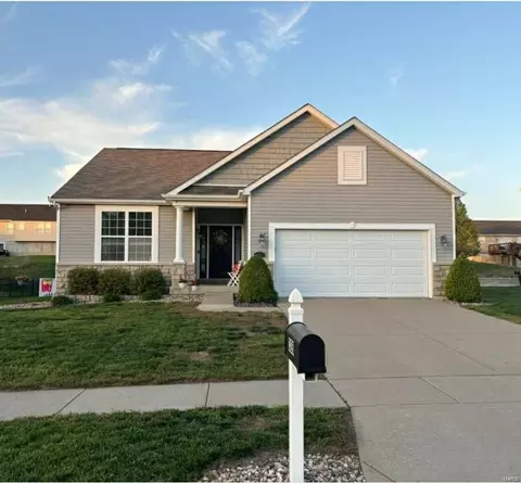 328 Cimarron Valley Trl, Wentzville, MO 63385