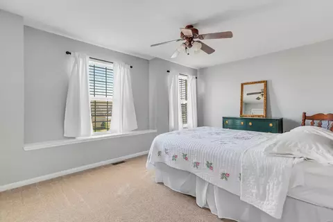 Bedroom - 977 Midpoint Dr, O'fallon, MO 63366 photo 5 of 6