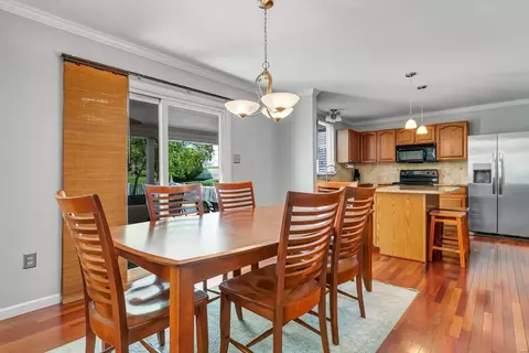 Dining - 977 Midpoint Dr, O'fallon, MO 63366 photo 3 of 4