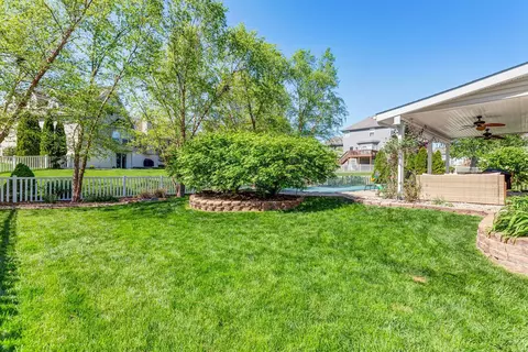Exterior - 977 Midpoint Dr, O'fallon, MO 63366 photo 12 of 13
