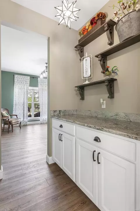 Bath - 17651 Trailmark Ct, Eureka, MO 63025 photo 1 of 8