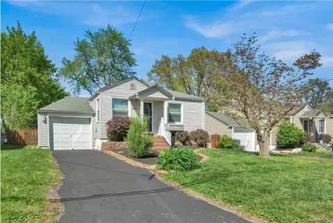 10407 Niblic Dr, Saint Louis, MO 63114