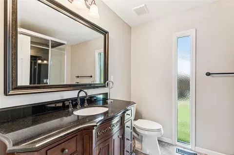 Bath - 252 Monroe Mill Dr, Ballwin, MO 63011 photo 1 of 3