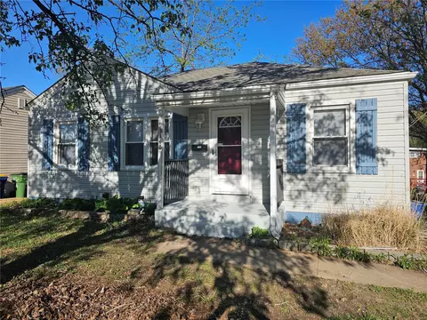 3140 Saint Joachim Ln, St Ann, MO 65074